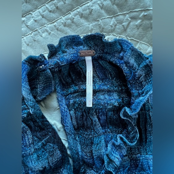 Free People Not Your Average Girl Top Sz M - Picture 6 of 6